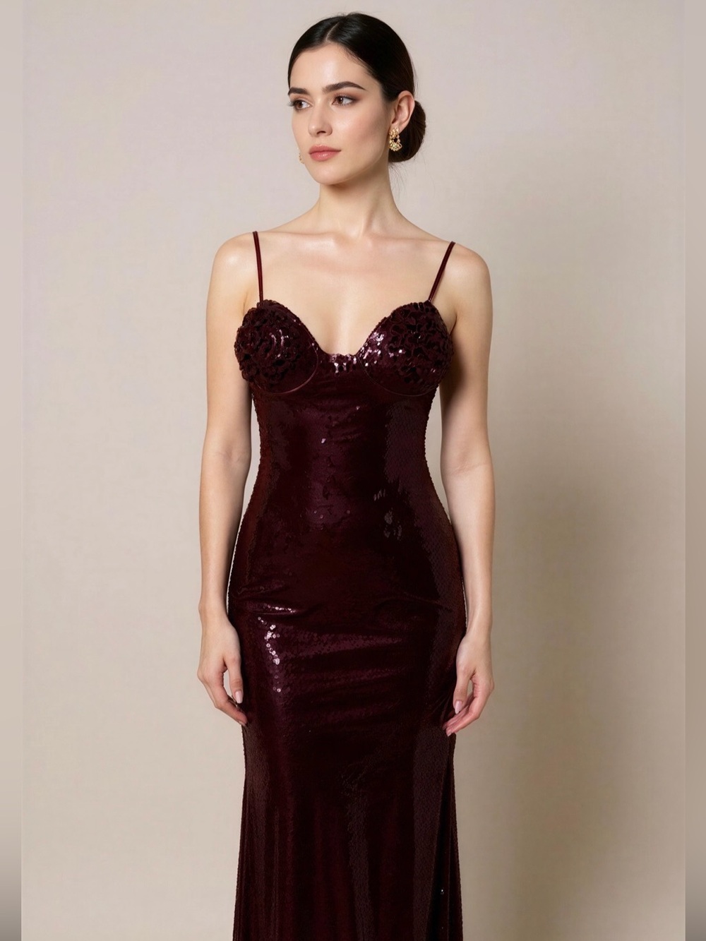 Elegant Burgundy Sequin Spaghetti-Strap Wedding Dress
